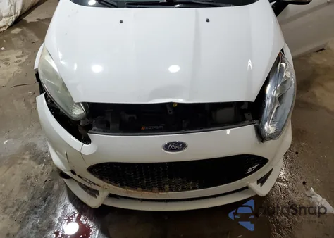 2015 Ford Fiesta St z USA, uszkodzony, nr VIN 3FADP4GX2FM158102